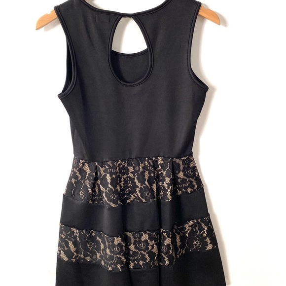 Ruby Rox Black Key Hole Back Lace Sleeveless Dress, Size 7 - Picture 5 of 10